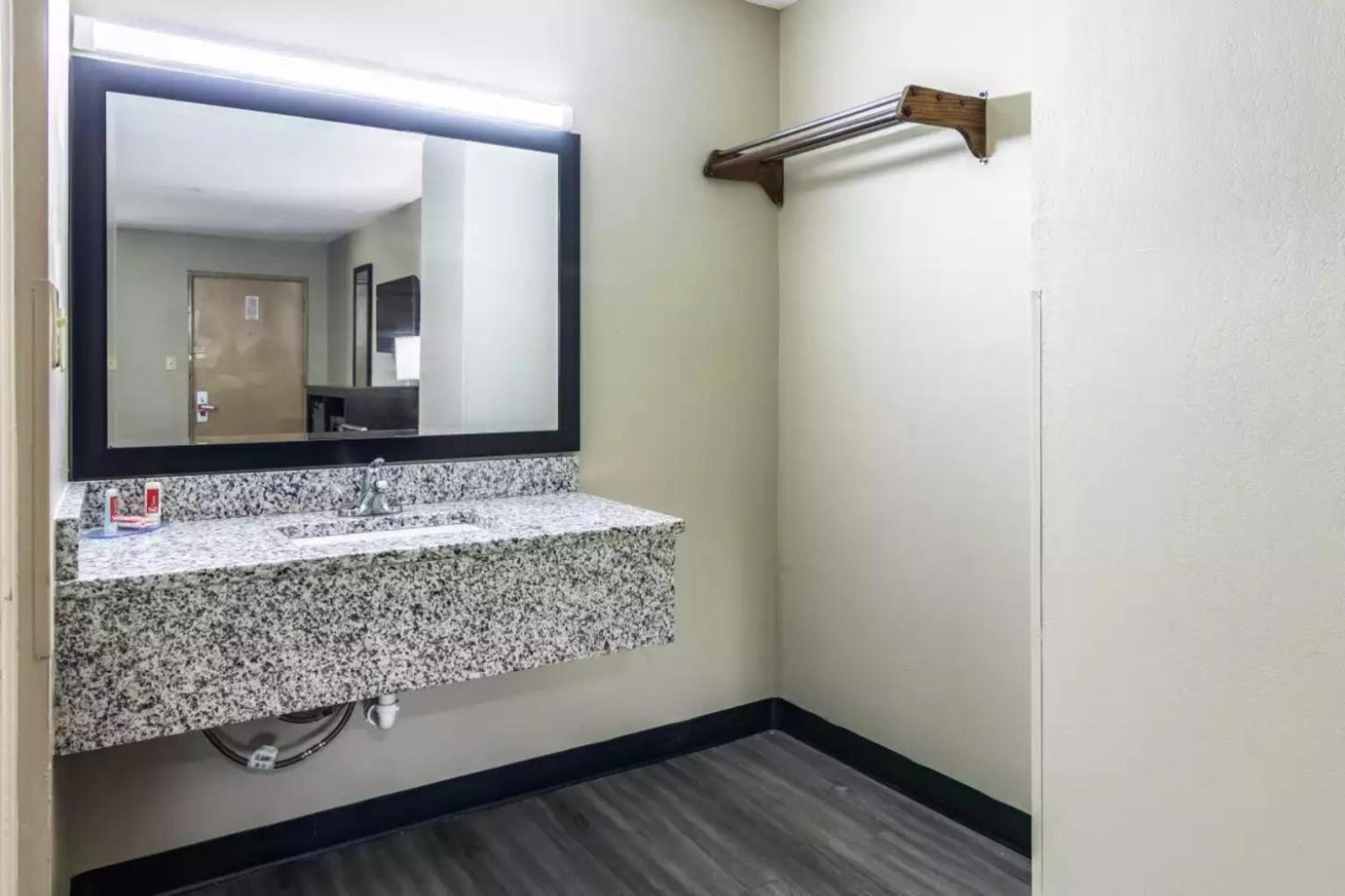 Americas Best Value Inn Opelika Eksteriør bilde