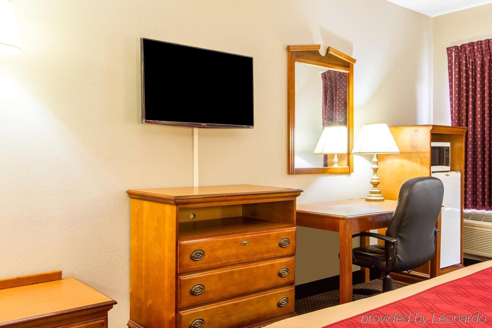 Americas Best Value Inn Opelika Eksteriør bilde
